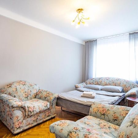 Apartment Near Metro Pecherskaya Kiev Eksteriør bilde