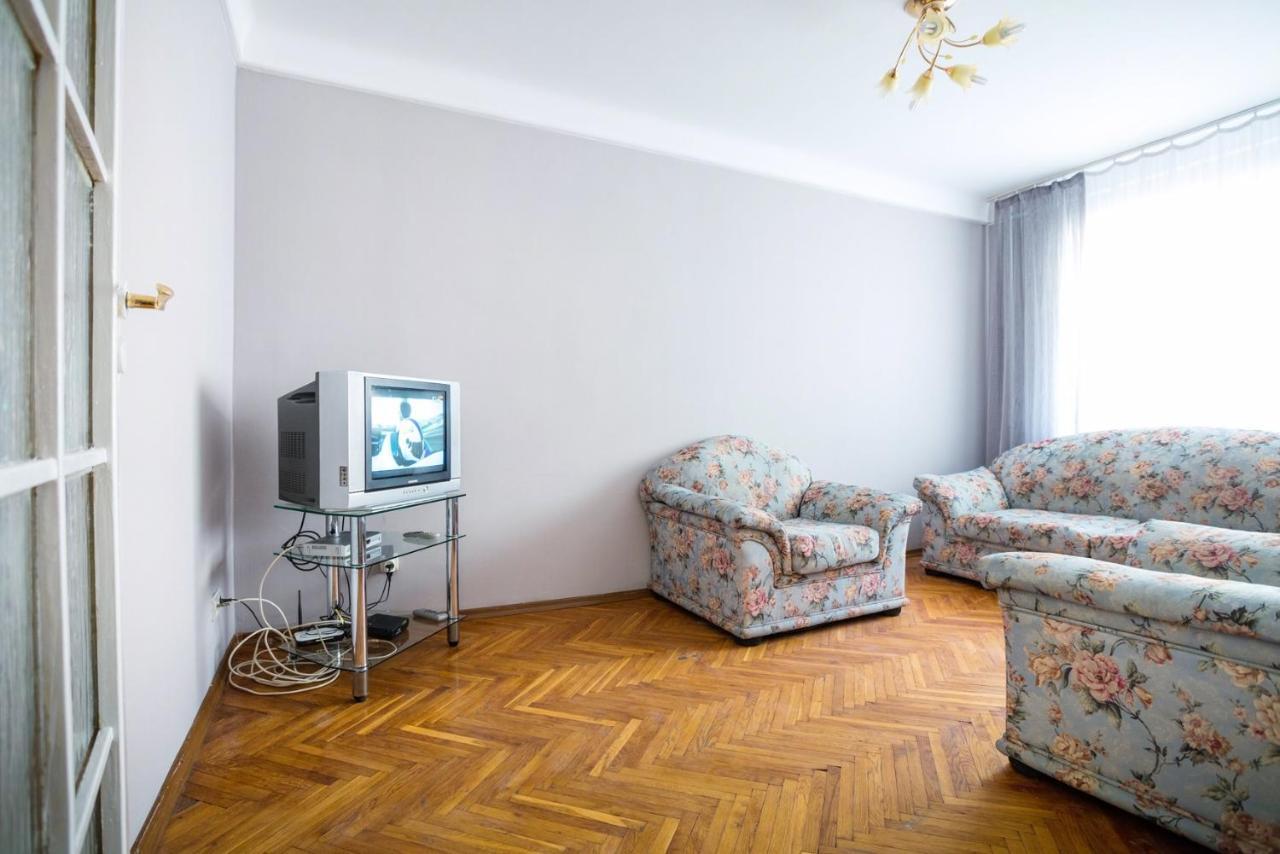 Apartment Near Metro Pecherskaya Kiev Eksteriør bilde