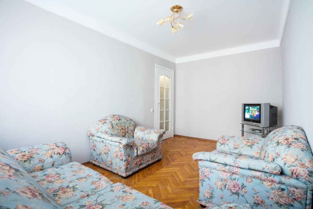 Apartment Near Metro Pecherskaya Kiev Eksteriør bilde